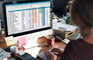 Electrician Service Software: A Complete Guide for Electrical Contractors electrician service software