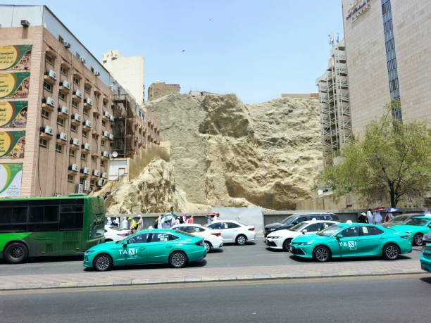 1Makkah Ziyarat Taxi 1