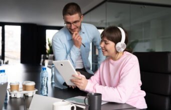 Smart Office Technology: A Friendly Guide to the Connected Workplace Smart office