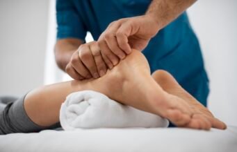 Can Foot Massage Provide Relief for Diabetic Neuropathy Patients? Foot Massage for Diabetic Neuropathy Patients