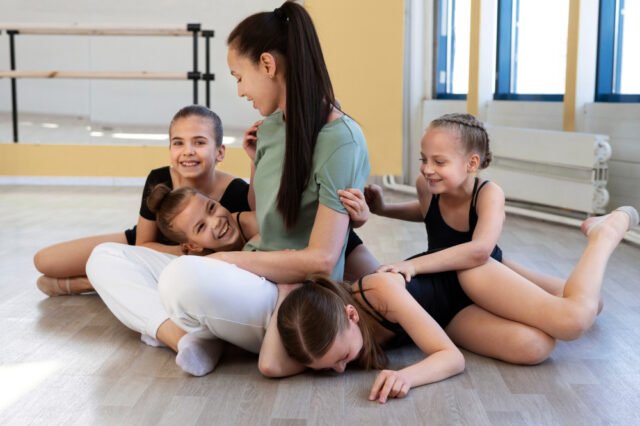 Kids beginner dance class