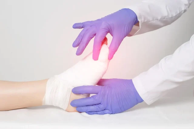 Podiatrist Edinburgh for Routine and Emergency Footcare