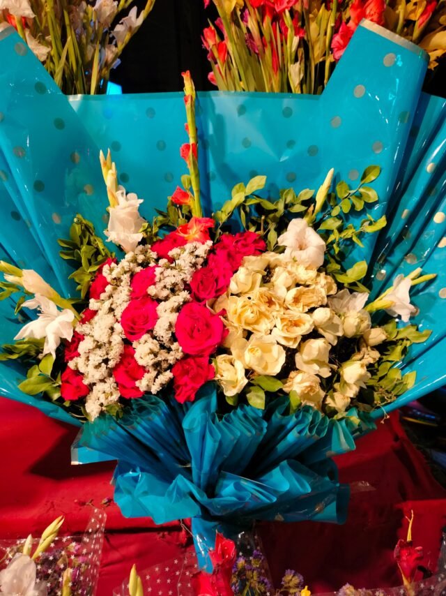 Online Flower Delivery Lahore