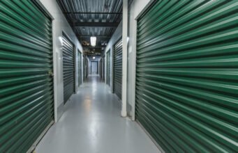 Where Can I Find Reliable Storage Units Near Noida in Delhi? Where Can I Find Reliable Storage Units Near Noida in Delhi