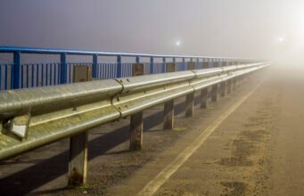 Crash Barrier Design Mistakes That Cost Millions – And How to Avoid Them Crash barriers
