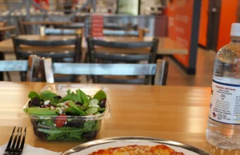 A Flavorful Slice: Exploring the Best Pizza in Salem, MA Pizza