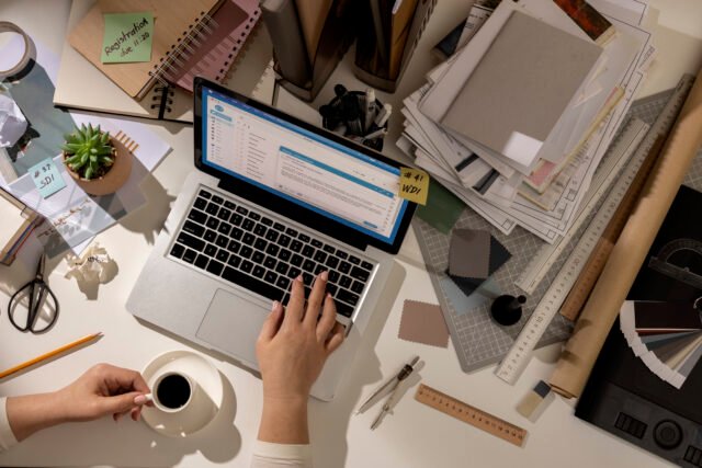 hire website content writer
